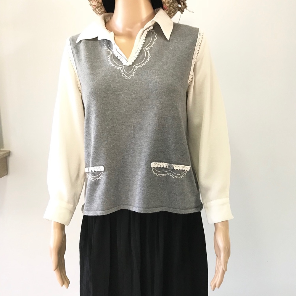 Alfred Dunner Petite Open Collar Long Sleeve Top